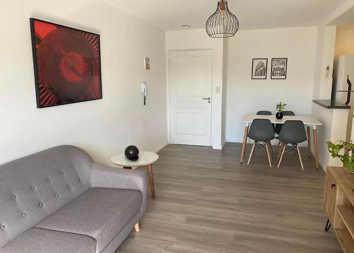 Condominio Lhirondelle II