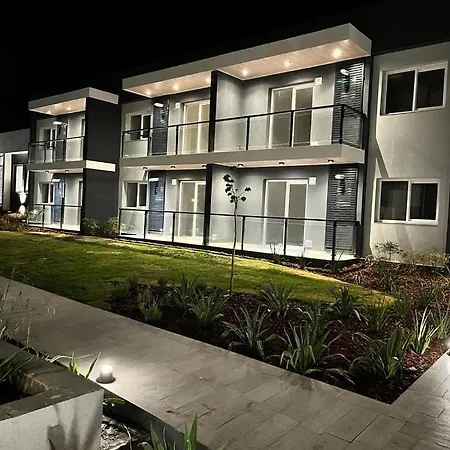 Condominio Lhirondelle II La Falda Exterior foto