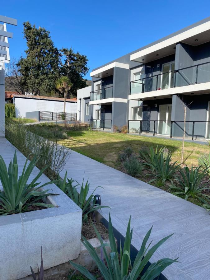 Lhirondelle Ii Apartamento La Falda